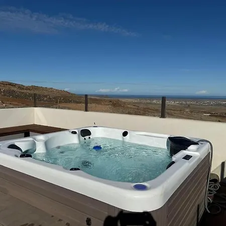 The 360 With Wow Views Private Heated Pool And Hot Tub Apartment *